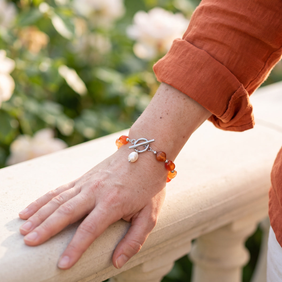 Banded Carnelian Pearl Bracelet